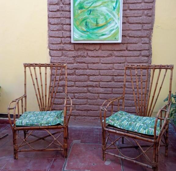 اتاق استاندارد سه نفره, Hospedaje Los Cardones