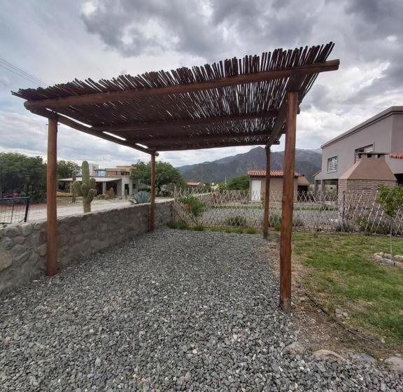 Chalet, Hospedaje Los Cardones
