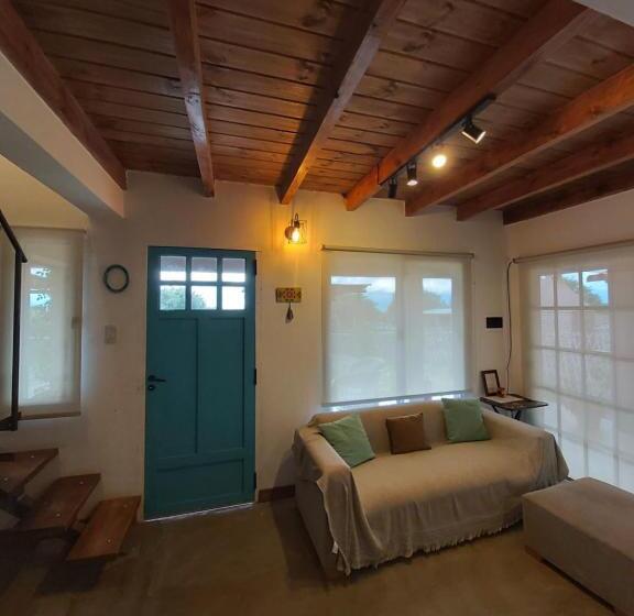 Chalet, Hospedaje Los Cardones