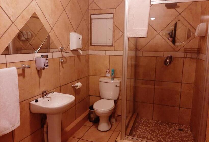 Люкс, Zebra Guesthouse