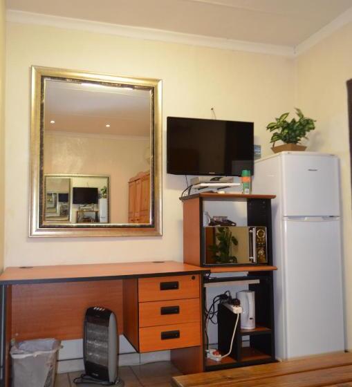 Люкс, Zebra Guesthouse