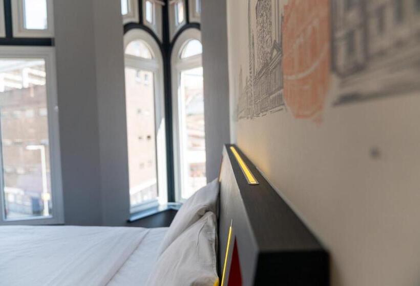 スタンダードルーム, Easyhotel Birmingham