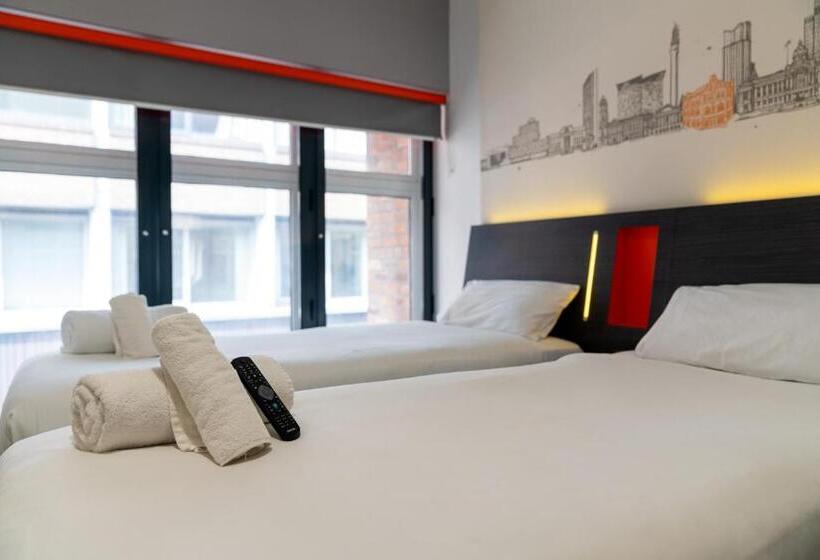 スタンダードルーム, Easyhotel Birmingham
