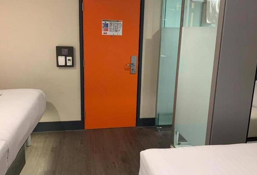 ファミリールーム, Easyhotel Birmingham