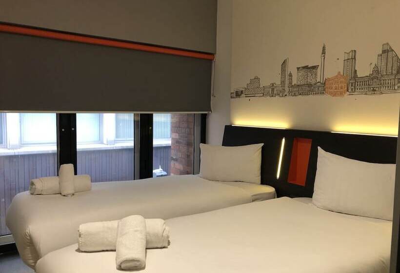 スタンダードルーム, Easyhotel Birmingham