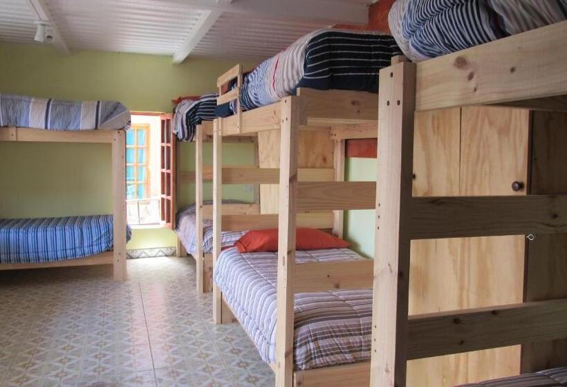 ルームシェアのワンベッド, Hostal Valle Mistral