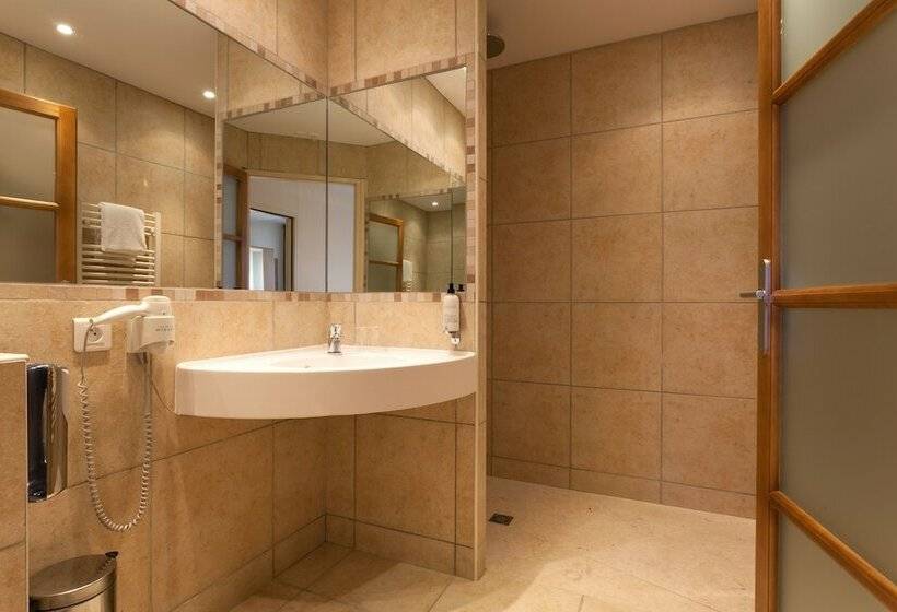 标准间, B&b Hotel Nîmes Ville Active, Parking Sécurisé Gratuit