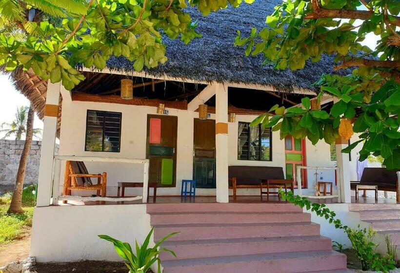 جناح جونيور مزوَّد بتراس, Fontaine Garden Village