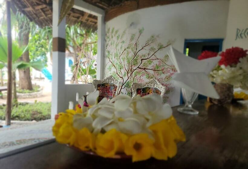 غرفة قياسية, Fontaine Garden Village