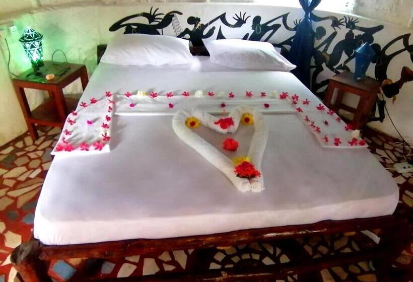 بنجلو ديلوكس, Fontaine Garden Village