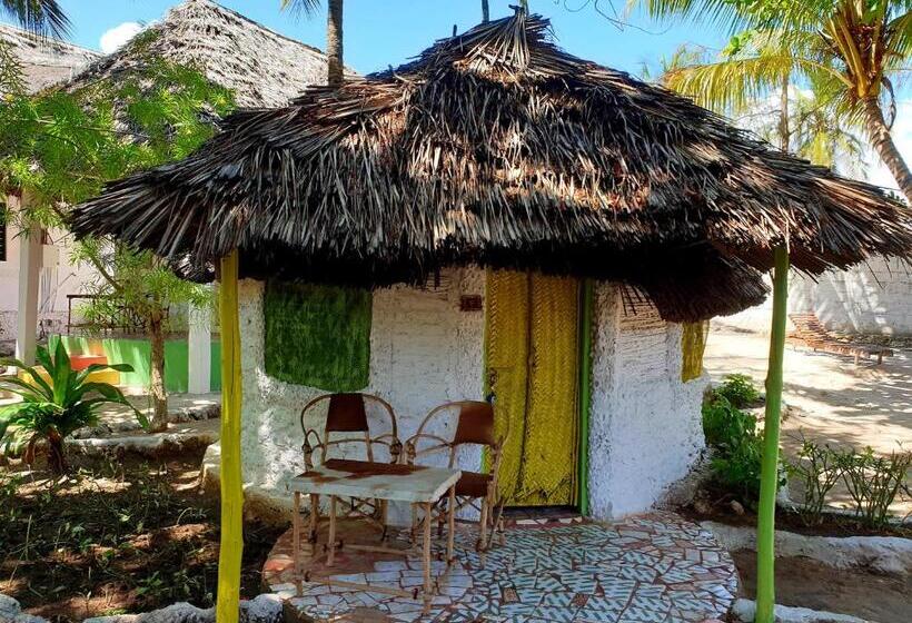 بنجلو ديلوكس, Fontaine Garden Village