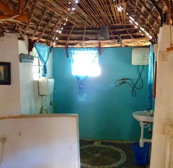 بنجلو ديلوكس, Fontaine Garden Village