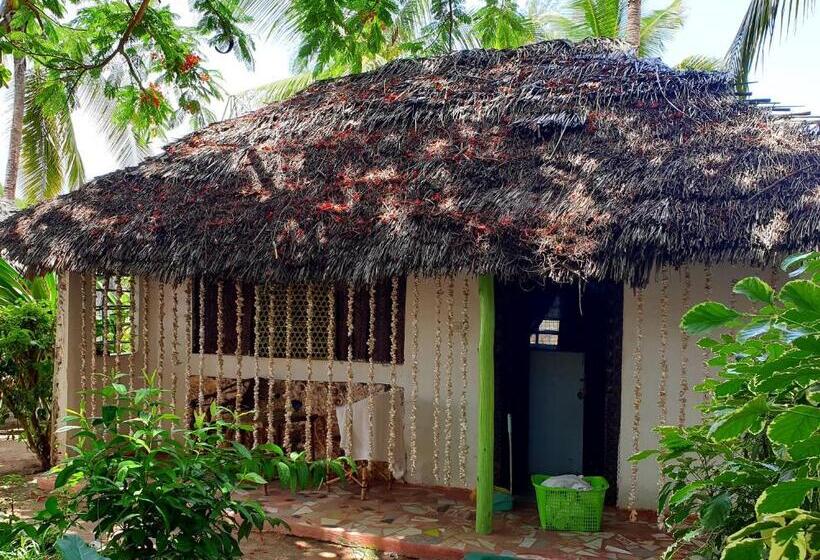 بنجلو قياسى مطلّ علي الحديقة, Fontaine Garden Village