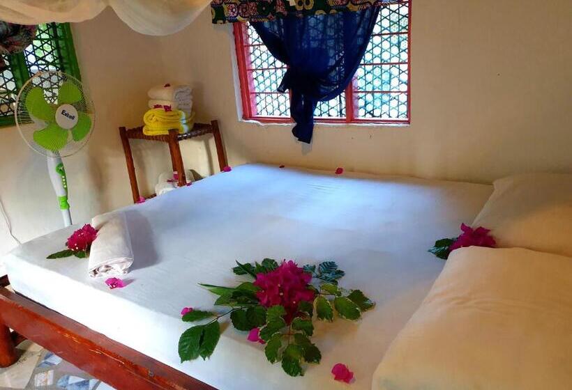 بنجلو قياسى, Fontaine Garden Village