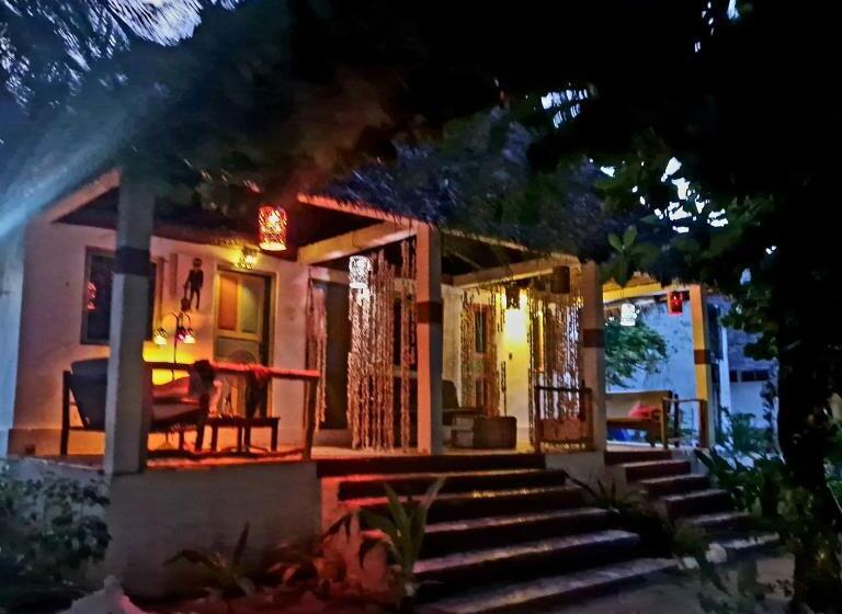 جناح جونيور مزوَّد بتراس, Fontaine Garden Village