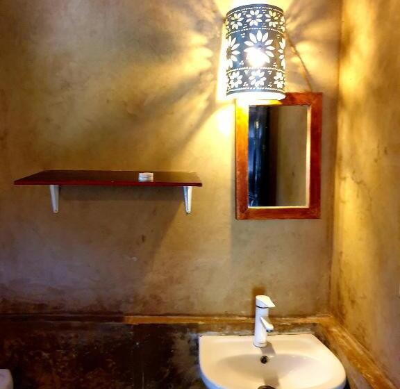 جناح جونيور مزوَّد بتراس, Fontaine Garden Village