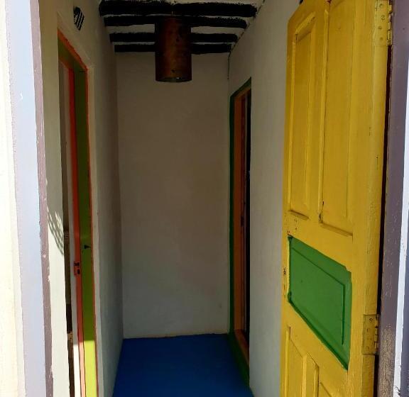 غرفة قياسية, Fontaine Garden Village