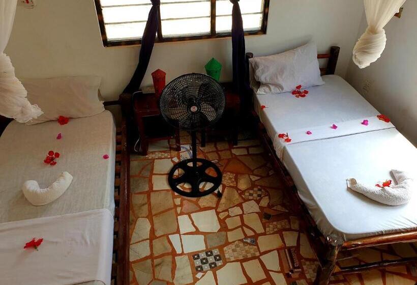 غرفة قياسية, Fontaine Garden Village