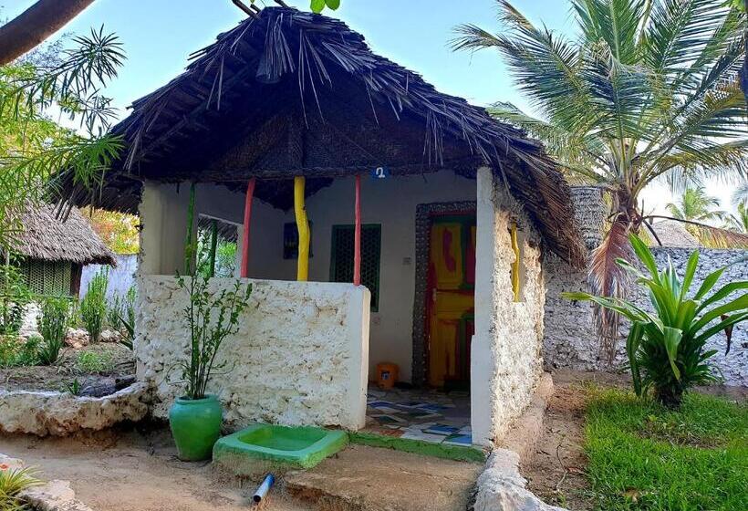 بنجلو قياسى, Fontaine Garden Village