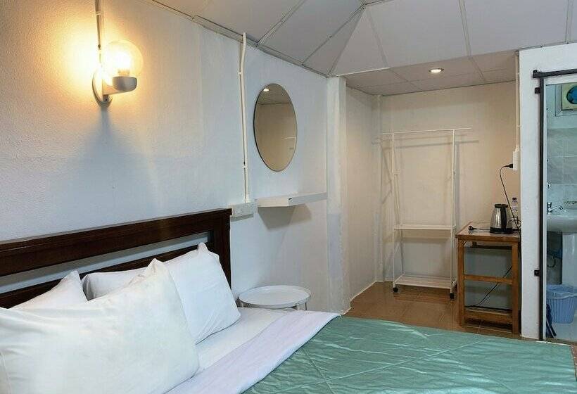 بانگلوی استاندارد, Khun Mai Baan Suan Resort