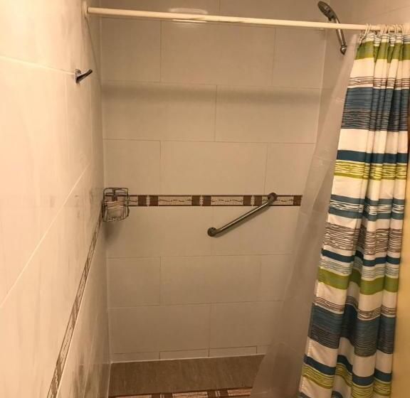 اتاق استاندارد, Luanco