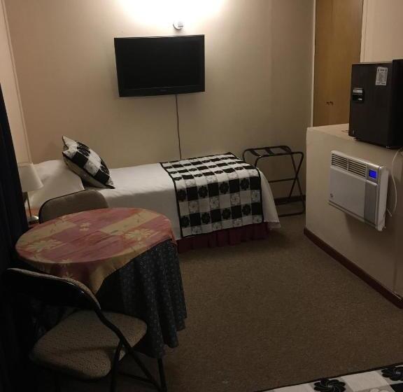 اتاق استاندارد سه نفره, Luanco