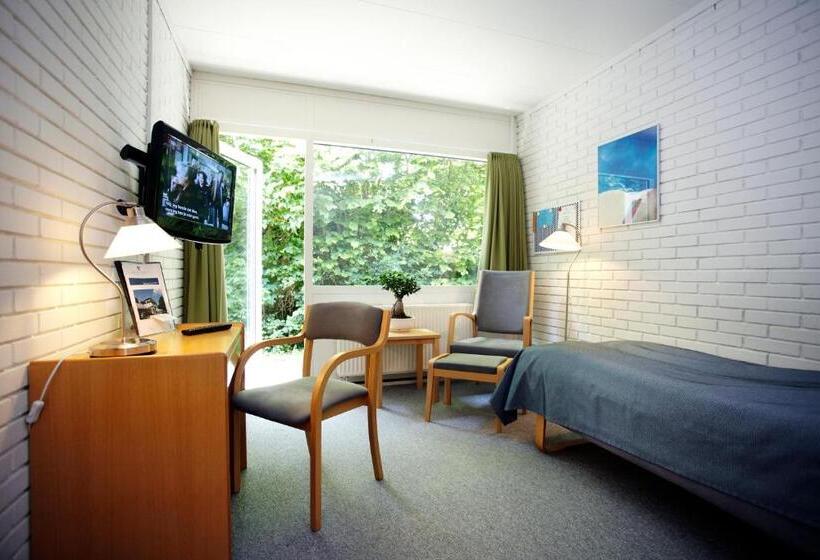 غرفة قياسية فردية, Rørvig Centret