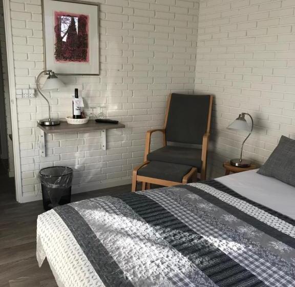 غرفة قياسية فردية, Rørvig Centret