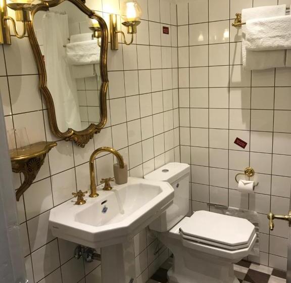 غرفة قياسية, Rørvig Centret