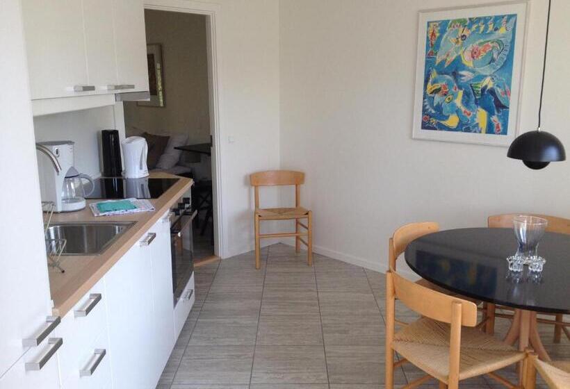 منزل غرفة نوم واحدة, Rørvig Centret