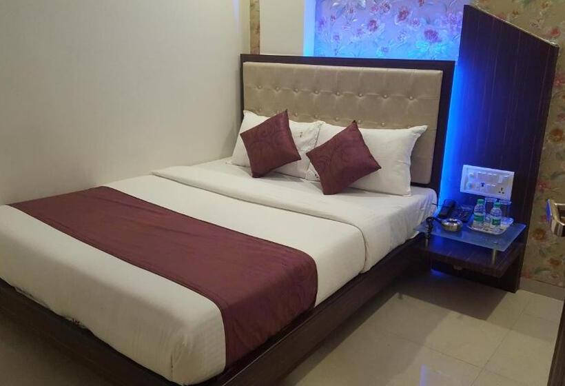 デラックスルーム, Sanjary Palace