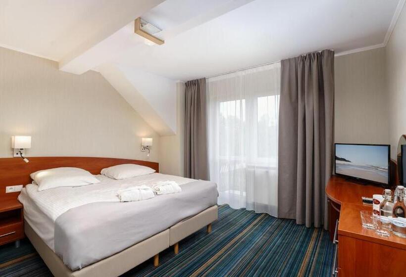 اتاق استاندارد با بالکن, Spa Activia