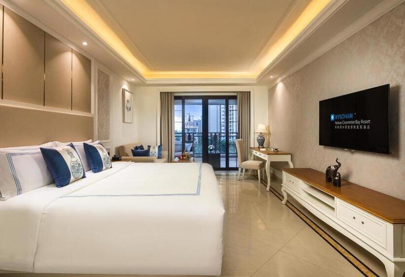 도시전망 디럭스룸 킹침대, Wyndham Hainan Clearwater Bay Resort