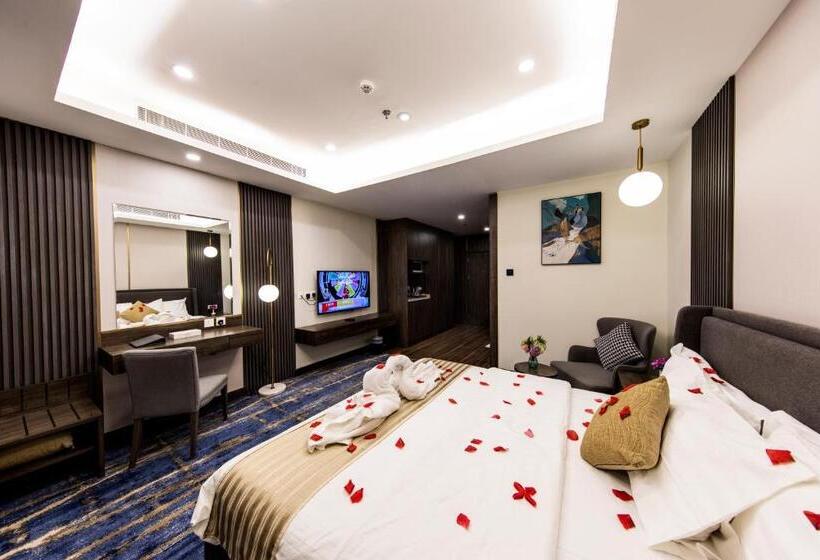 带大床的标准工作室, Lily Hotel Suite Hofuf
