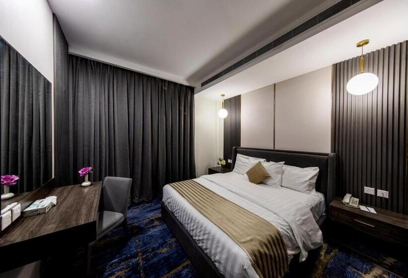 带大床的标准工作室, Lily Hotel Suite Hofuf