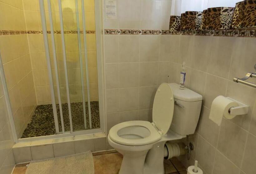 1ベッドルームドゥプレックスアパートメント, Easy Five Guest House