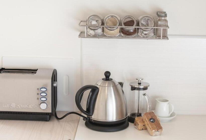 جناح, Raptor Rise