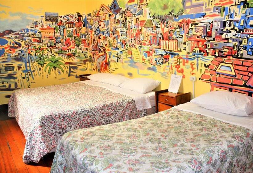 اتاق ساده سه‌ نفره, Nomada