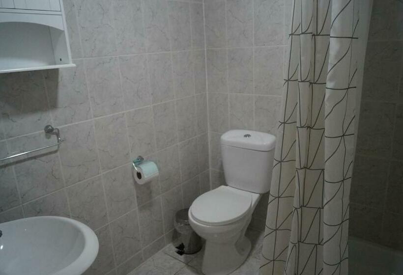 اتاق استاندارد, Hostal Eifelhaus