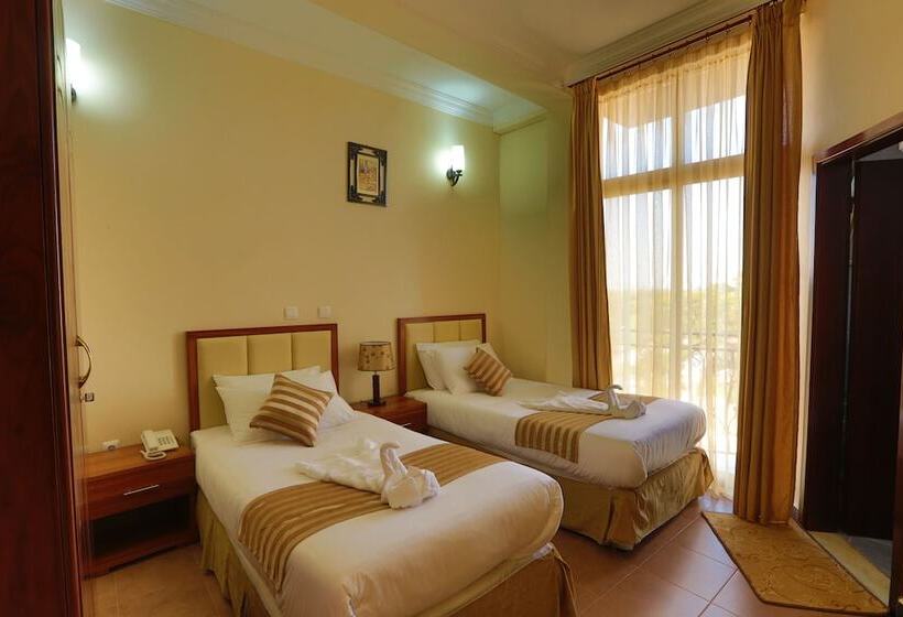 Camera Standard, Bete Daniel