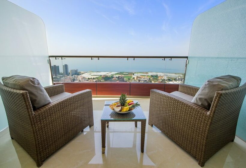 اتاق لوکس, Burj On Bay