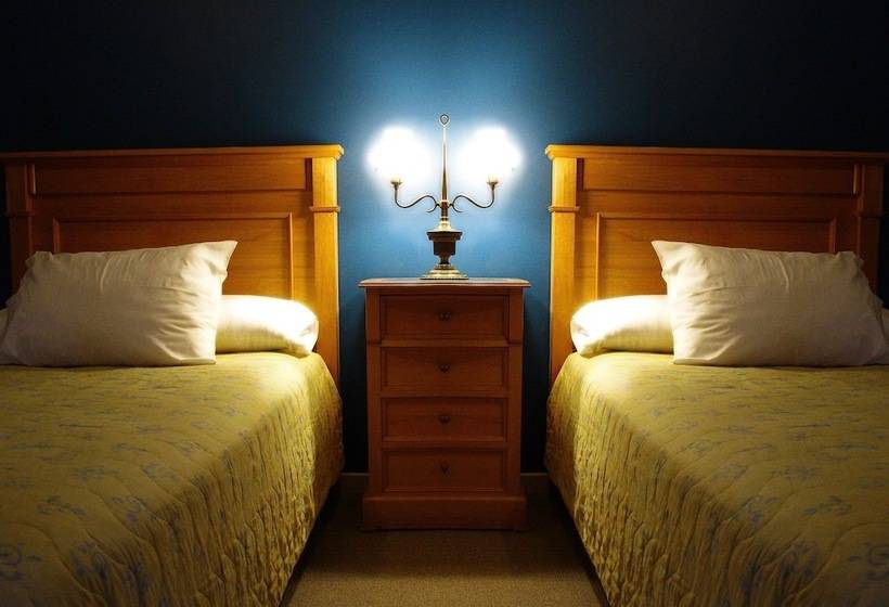 스탠다드 룸, El Reloj