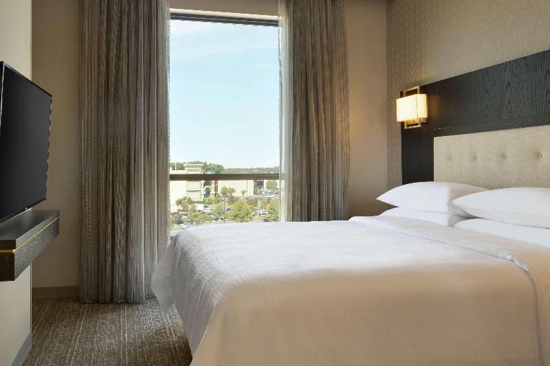 스위트 킹사이즈 침대, Embassy Suites By Hilton Syracuse Destiny Usa