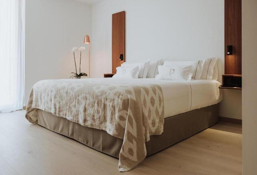 Номер Стандарт Трехместный, Es Princep   The Leading Hotels Of The World