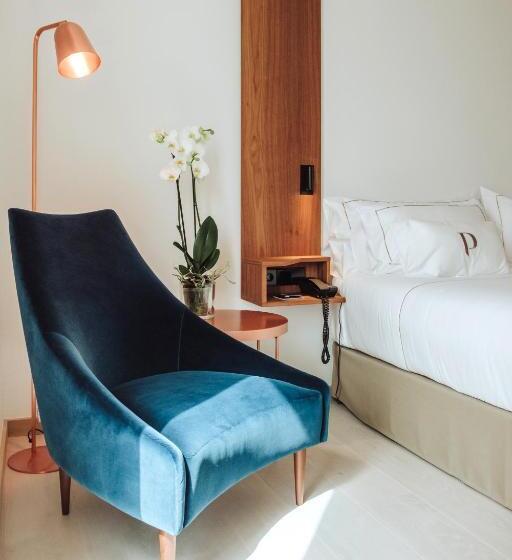 Номер Deluxe Вид на Море Боковой, Es Princep The Leading Hotels Of The World