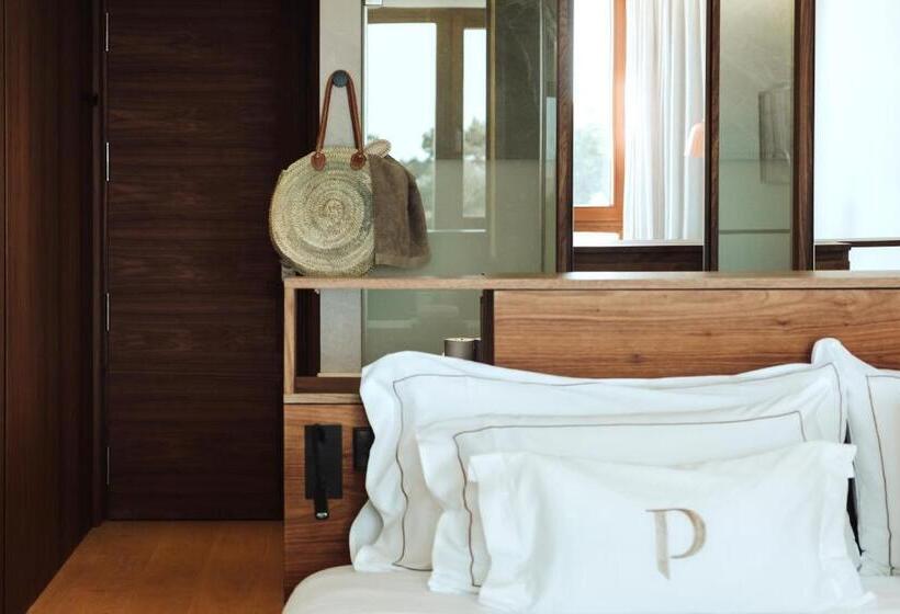 Номер Deluxe Вид на Море Боковой, Es Princep The Leading Hotels Of The World