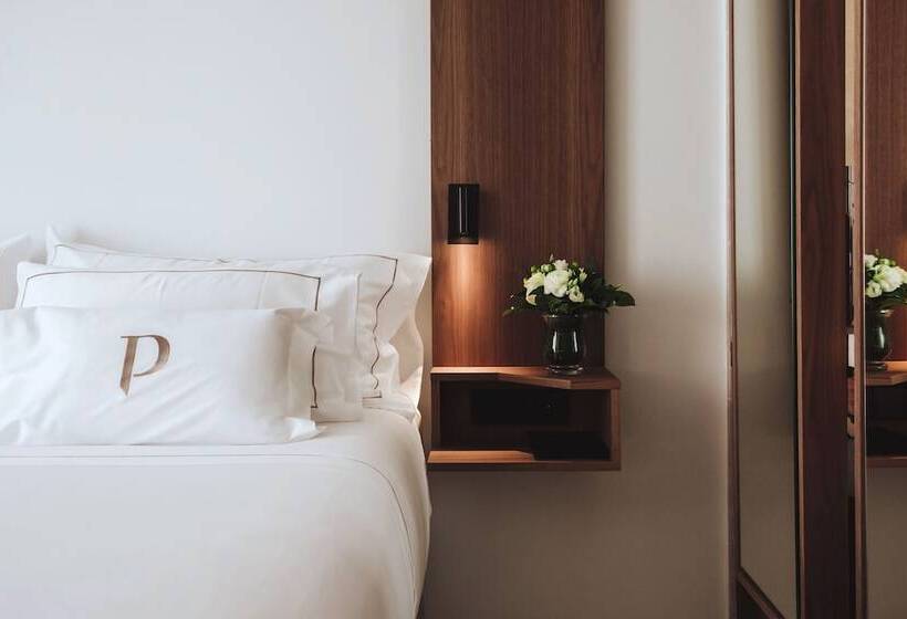 Номер Deluxe Вид на Море Боковой, Es Princep   The Leading Hotels Of The World