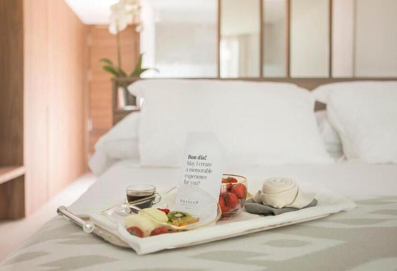 Номер Deluxe Вид на Море Боковой, Es Princep   The Leading Hotels Of The World