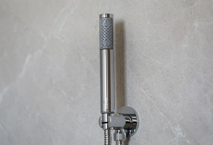 Номер Deluxe Вид на Море Боковой, Es Princep The Leading Hotels Of The World