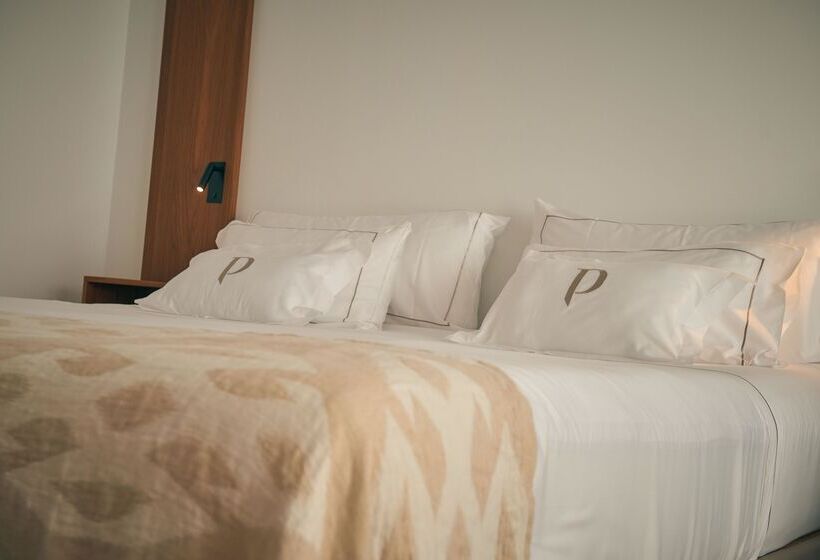 Номер Deluxe Вид на Море Боковой, Es Princep The Leading Hotels Of The World